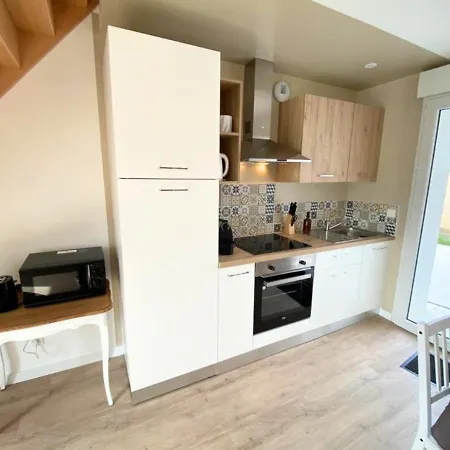 Apartamento Les Gites De Beau Village - Futuroscope Jaunay-Clan
